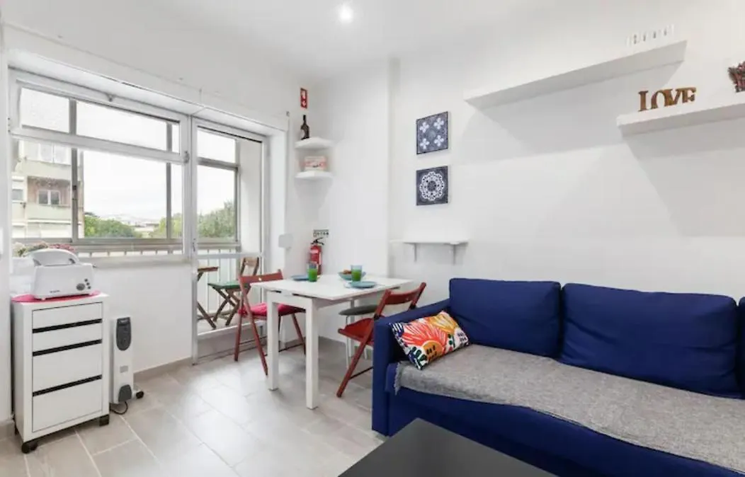 Beautiful 1 Bedroom Apartment Near Benfica Lisbon Portugal